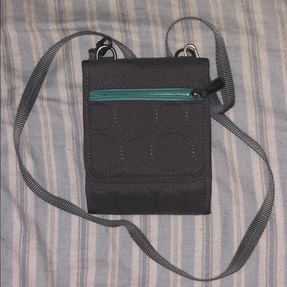 ThirtyOne Gifts Vary You Crossbody Bag